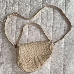 Cream convertible saddlebag